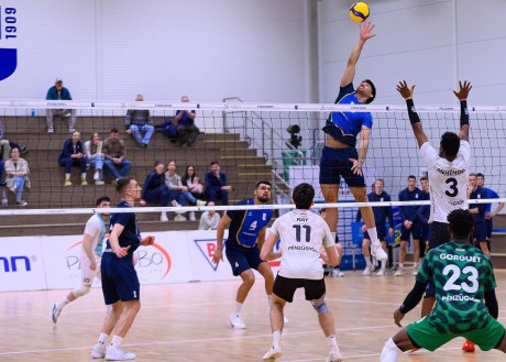 Férfi röplabda Magyar Kupa - döntőben a MÁV Előre Foxconn